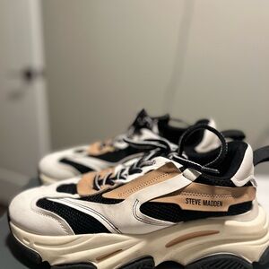 Steve Madden Black and White Sneakers